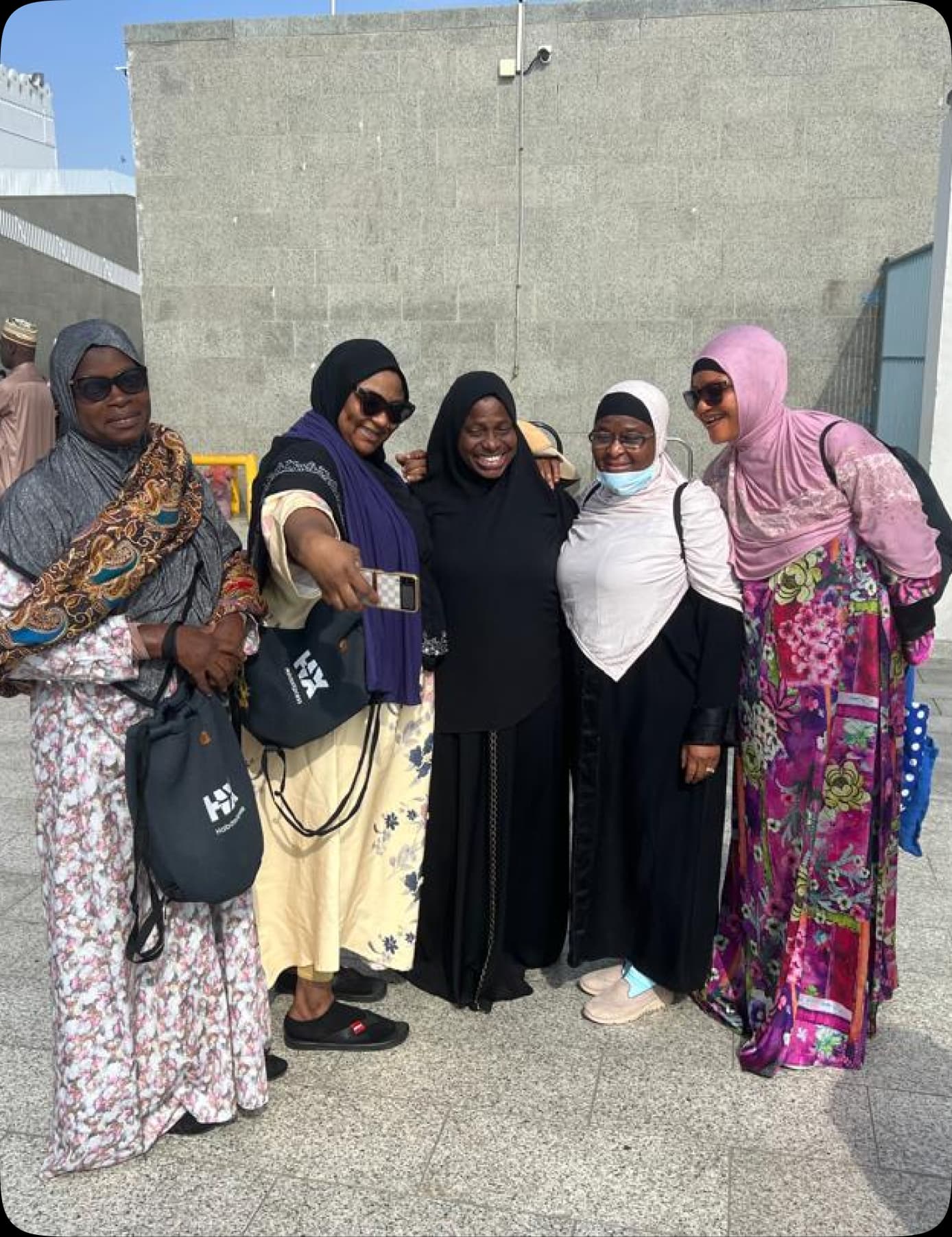 Umrah courtyard – Umrah Plus